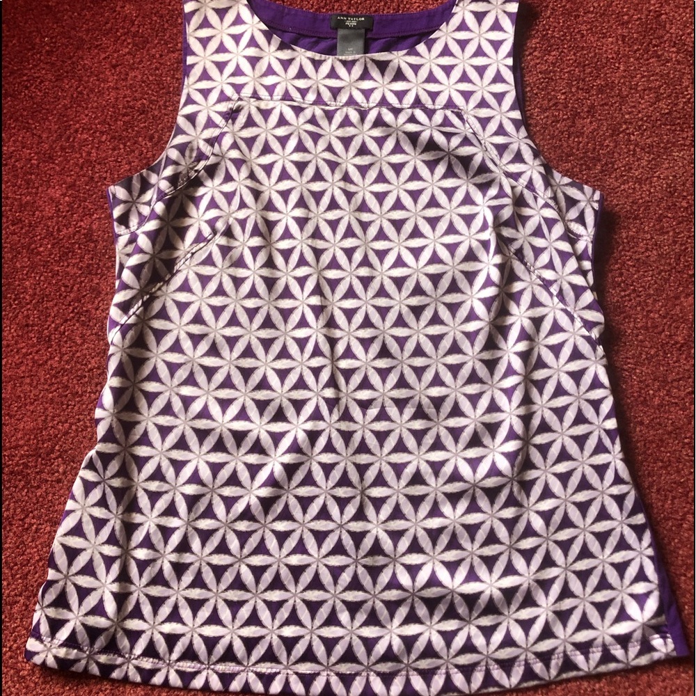 ANN TAYLOR SLEEVELESS TANK TOP